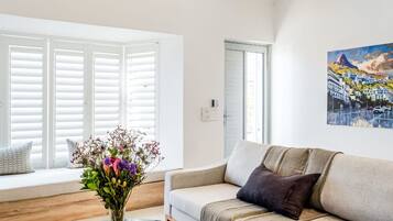 Apartment | 2 bedrooms, Internet