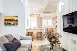 House | 2 bedrooms, Internet - Seaside Escape Apartment Sea La View (Cape Town)