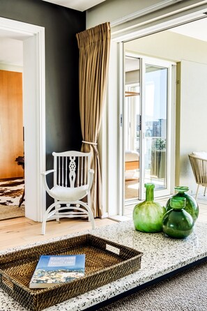 House | 3 bedrooms, Internet - Escape to Exquisite Ellesmere 401 (Cape Town)