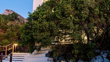 Villa | 6 bedrooms, Internet