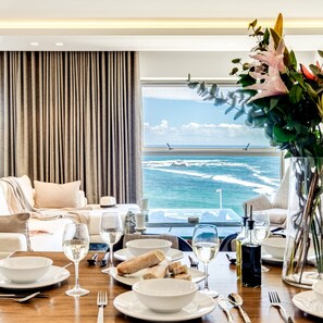 House | 2 bedrooms, Internet - Chic Apartment w Amazing Views Dunmore Luxe (Cape Town)