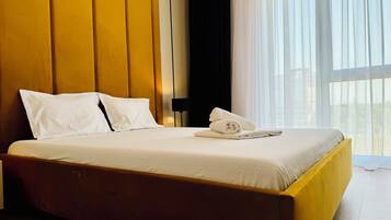 1 makuuhuone, silitysrauta/-lauta, internet