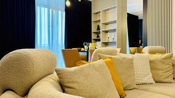 Televisio, työhuone