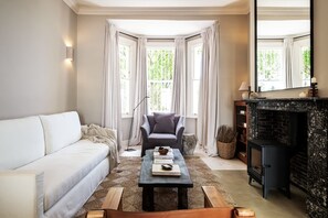 Villa - Experience Tranquility at Kelvin Urban Retreat (Cape Town)