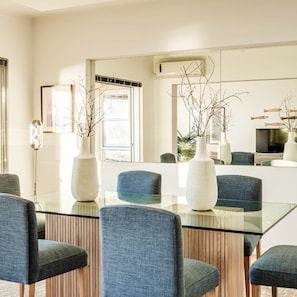 House | 3 bedrooms, Internet - Stunning 3-bedroom Sea Point Retreat Marin (Cape Town)