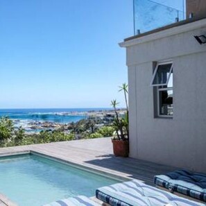 Apartment | 4 bedrooms, Internet - Camps Bay Holiday Apartment in Secure Complex With Private Pool and Parking Houghton Views (Cape Town)