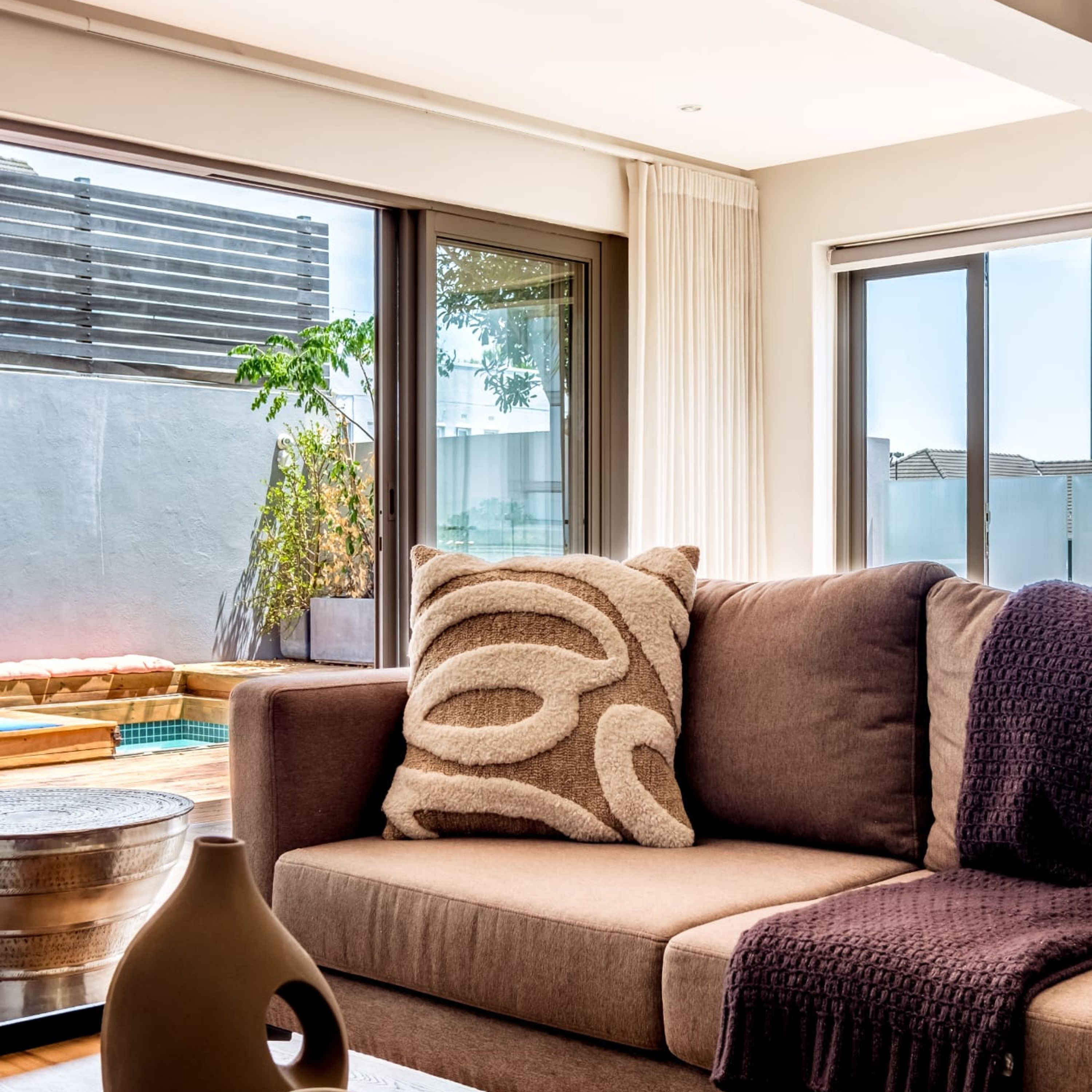 House | 5 bedrooms, desk, high-speed internet