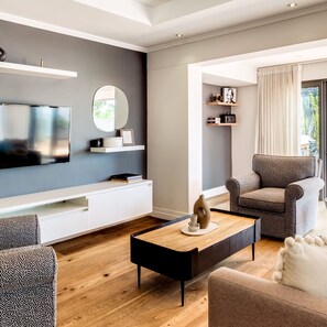 House | 5 bedrooms, desk, Internet - Tranquil Escape in Sea Point Aureto (Cape Town)