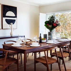 Villa - Modern Elegance Meets City Serenity at Meliora (Cape Town)