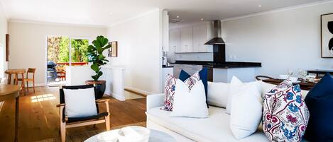 Villa | 4 bedrooms, Internet