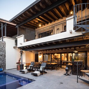 Room - Private Jacuzzi Pool Elegant La Escondida 5BR (San Miguel de Allende)