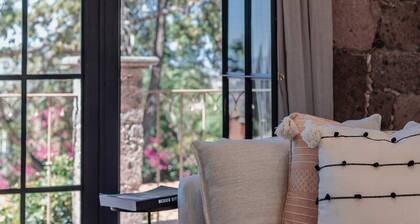 Panoramic Paradise 3BR Gem Overlooking San Miguel