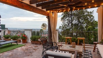 Villa | 3 bedrooms, Internet