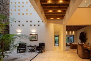 House - Holt Parque Juarez Privada Stunning 5BR Villa (San Miguel de Allende)