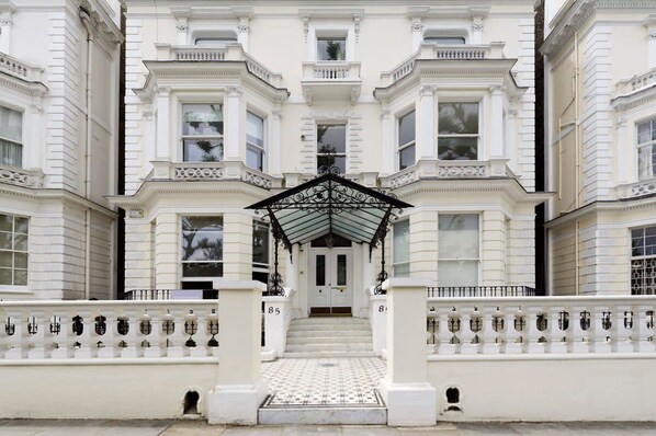 Apartment | 2 bedrooms - Studio Flat w Garden Access Holland Park (London)