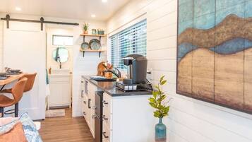 House | 1 bilik tidur, Internet