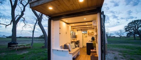 1 habitación y acceso a internet