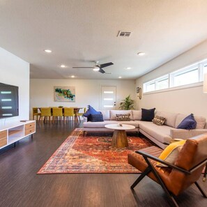 5 habitaciones y acceso a internet 