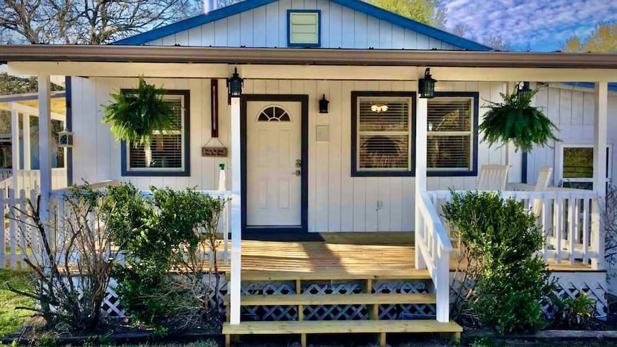 Songbird Haven Cozy Country Getaway