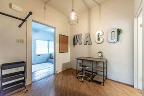 House | 4 bedrooms - New Gathering Place on Columbus (Waco)