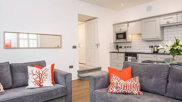 2 bedrooms