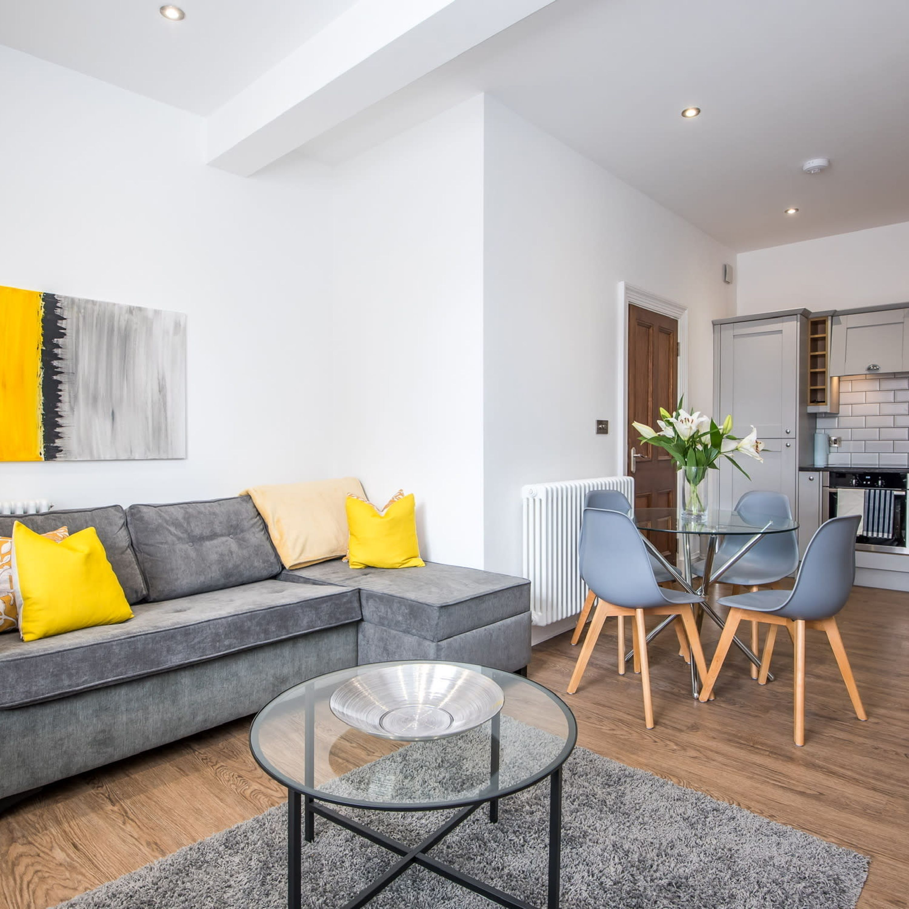 2 bedrooms