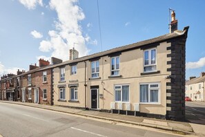 公寓 | 2 間臥室、熨斗/熨衣板