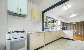 Apartment - Metawise/parramatta Cozy Room With Furniture Wifi (Parramatta)