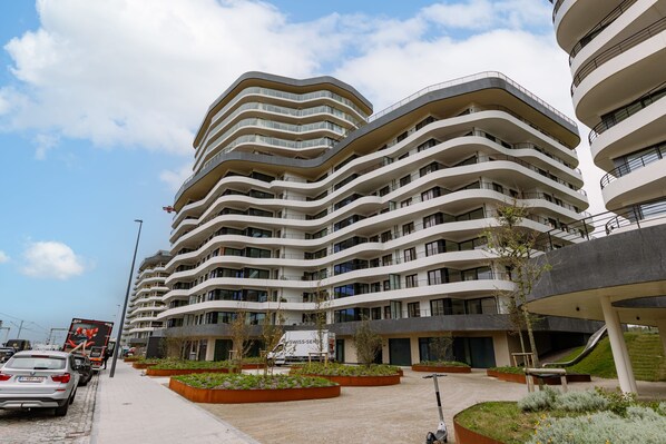Apartment | 2 bedrooms, Internet - Stunning Apartment With Golf Course Views (Ostend)