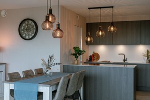 Apartment | 2 bedrooms, Internet - Stunning Apartment With Golf Course Views (Ostend)