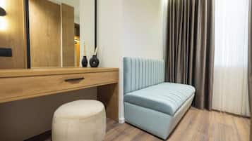 Triple Room, Private Bathroom | Free WiFi