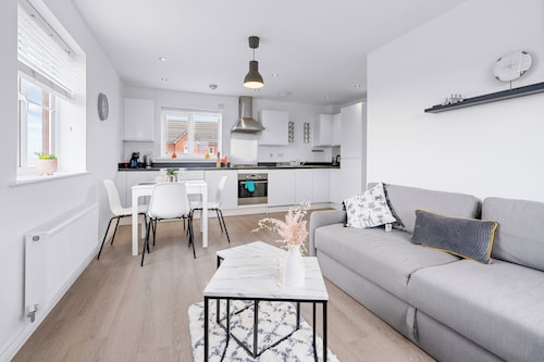 Bridge House by Tŷ SA