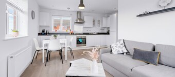 Bridge House by Tŷ SA