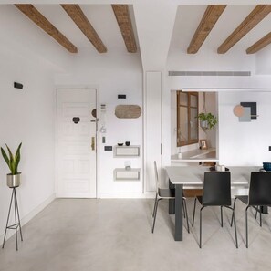 Apartment | 2 bedrooms, Internet - Blue Velvet Premium 2BR Near Plaza Catalunya (Barcelona)