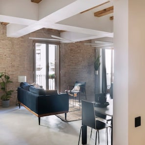 2 bedrooms, Internet - Blue Velvet Premium 2BR Near Plaza Catalunya (Barcelona)