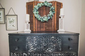 Interior - Charming Cottage • Cozy Family Getaway! (Greeley)