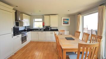 Microwave, oven, dishwasher