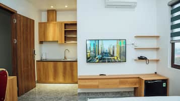 Quarto casal, vista para a montanha | Cozinha privada | Geladeira