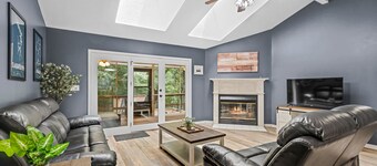 Bike In/Bike Out Home in Bella Vista