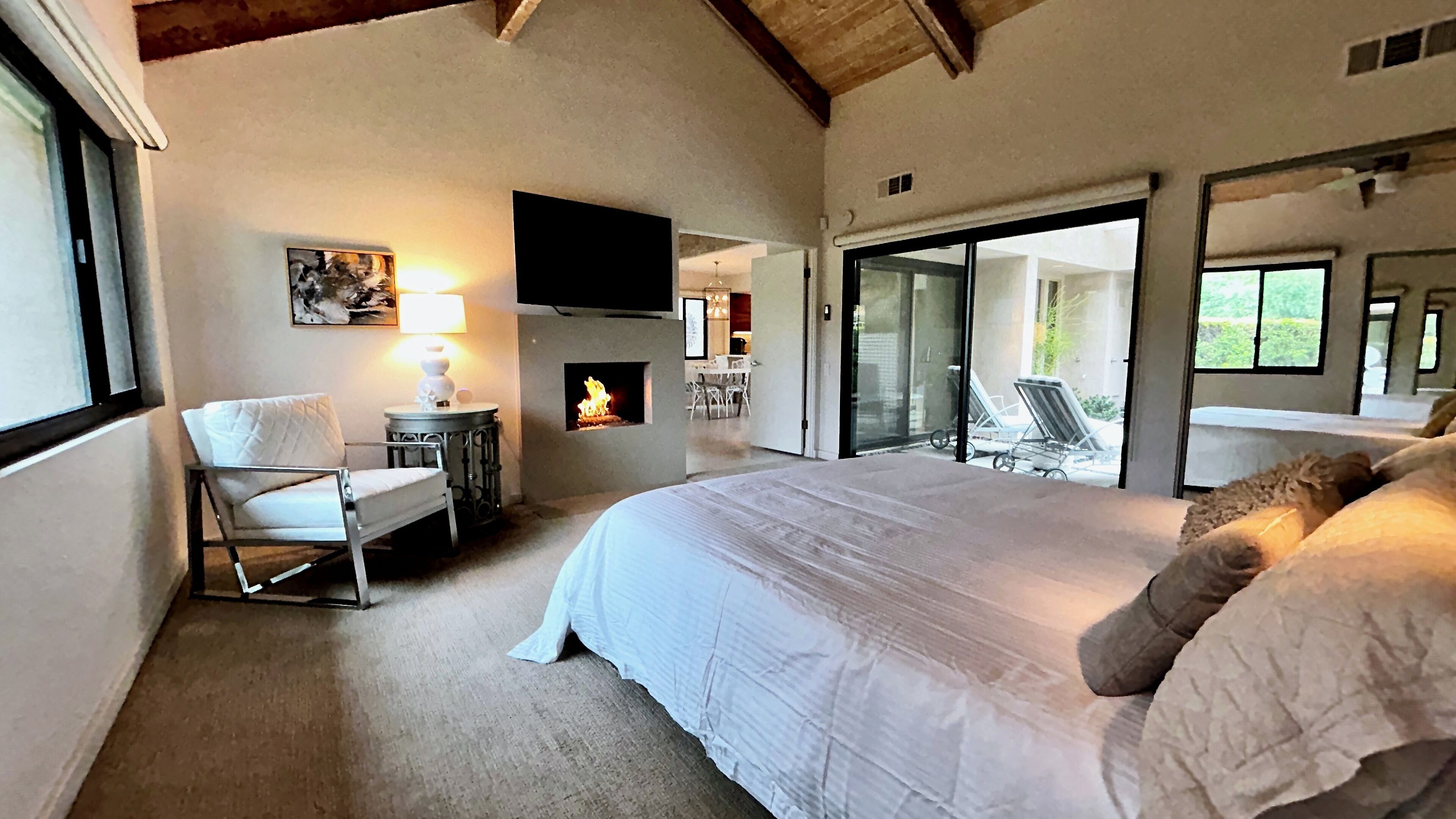 2 عدّة غرف نوم ومكتب ومكواة/لوح كي وواي فاي مجانًا