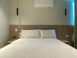 Apartment | 1 bedroom, Internet - w Modern 1BR w AC Near Kennedy Park (Lima)