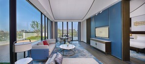 ファミリー ヴィラ パティオ ガーデンビュー | セーフティボックス (室内)、遮光カーテン、防音設備、アイロン / アイロン台