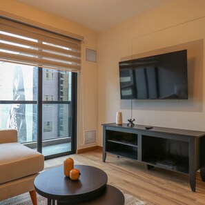 Apartment - w Extraordinary 2BR w Balcony in Miraflores (Lima)