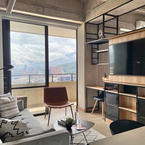 Apartamento | 1 dormitorio, escritorio, Internet