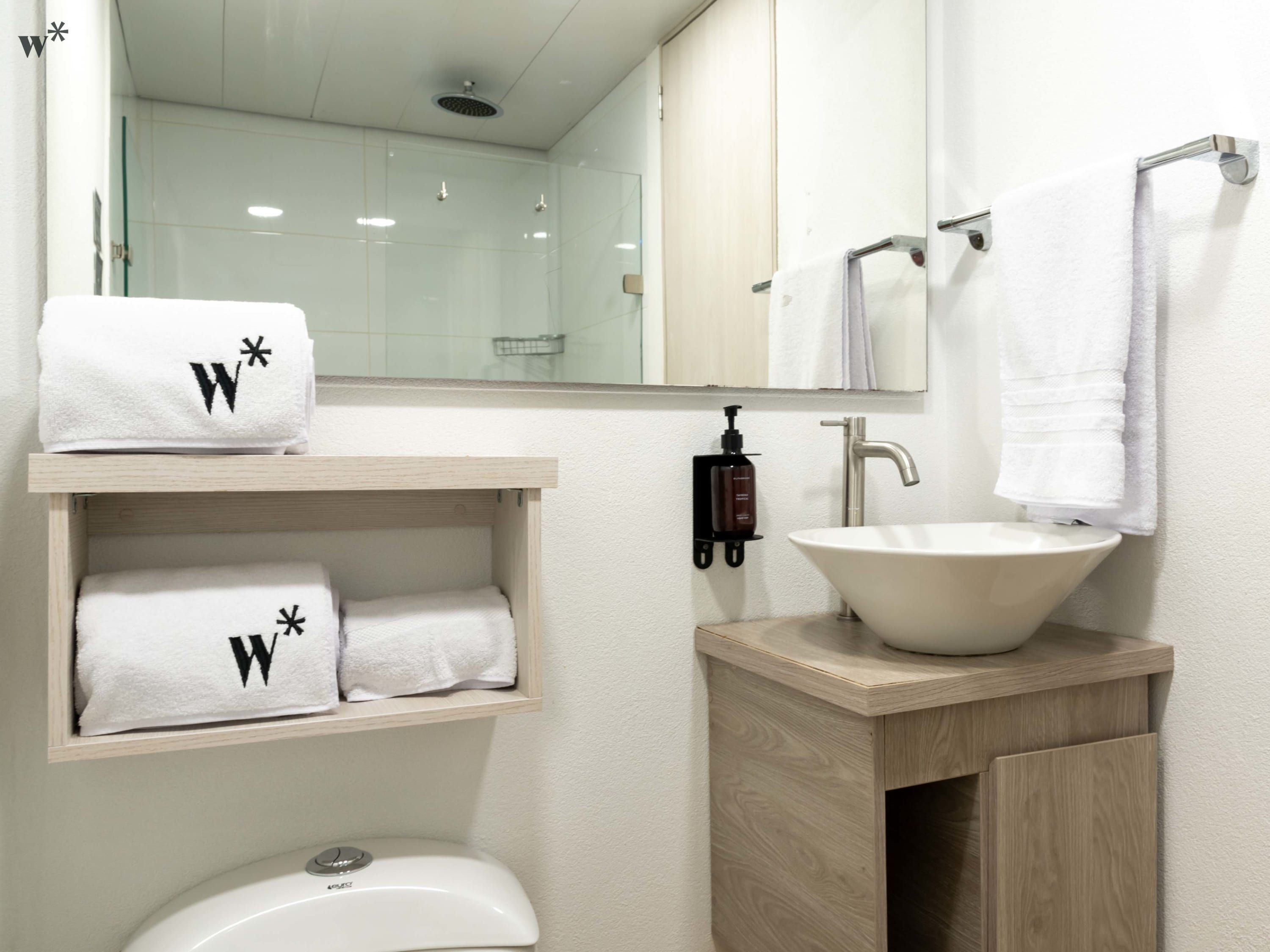 Apartment | Bathroom | Towels