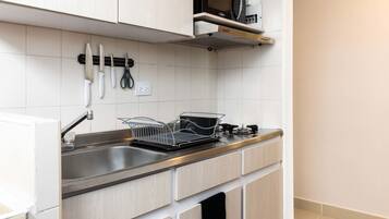 Apartment | 1 bedroom, bed sheets