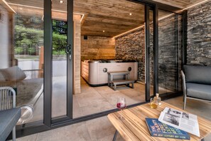 House - The Hideaway at Higher Longtail (Windermere)