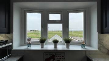 Rumah | 4 kamar tidur, setrika/meja setrika, dan internet