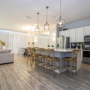 獨棟房屋 | 12 間臥室、網路服務