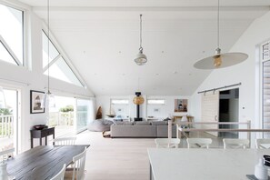 Maison | 4 chambres, bureau, fer et planche à repasser